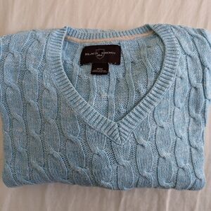 ❄️Ice Blue Men's V-Neck Cable Knit Sweater